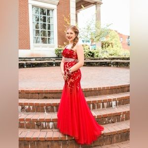 Red One Shoulder Prom Dress size 6/8